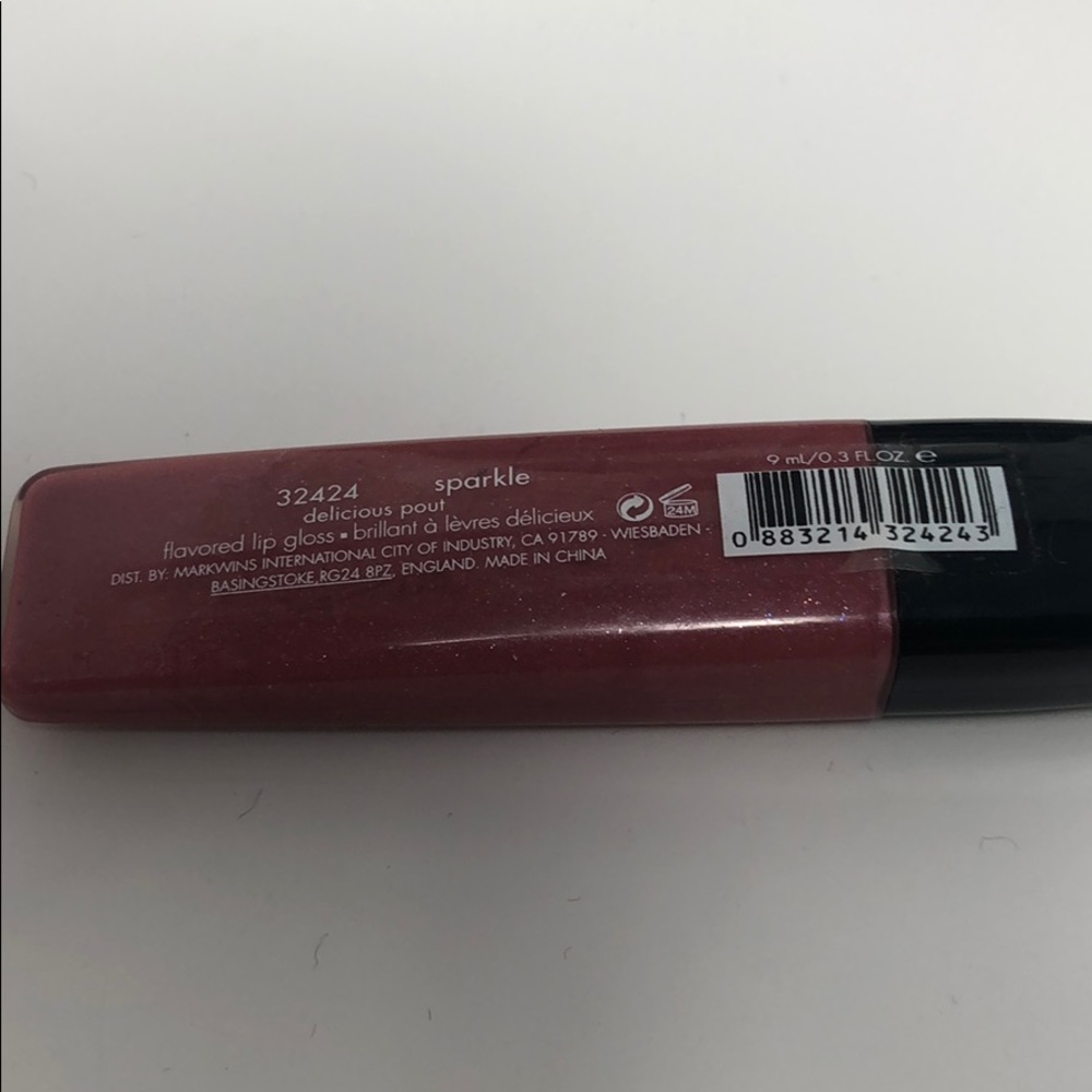 ❤️3/$25❤️Makeup - Picture 7 of 8